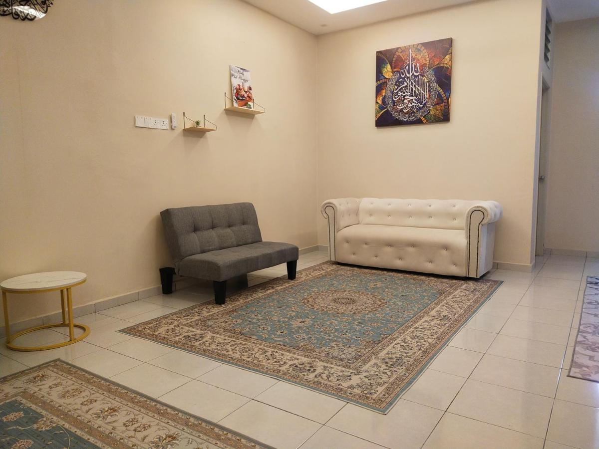 Axaida Homestay Parit Jawa Bakar Parit Dış mekan fotoğraf