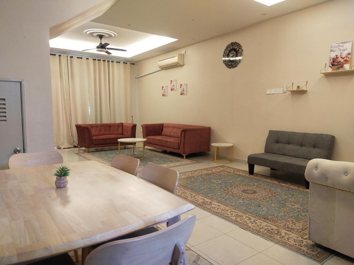 Axaida Homestay Parit Jawa Bakar Parit Dış mekan fotoğraf